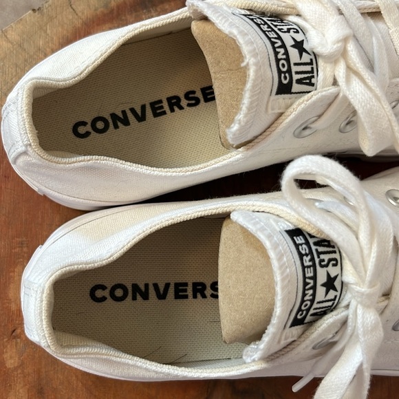 Converse Chuck Taylor All Star Lugged Low Top Sneaker - Picture 5 of 9